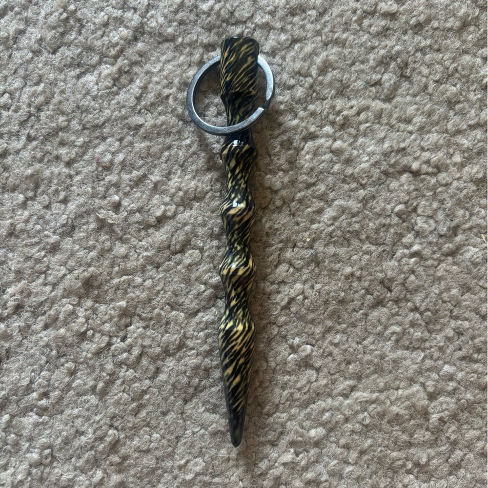 Black and Gold Twisted Striking Tool